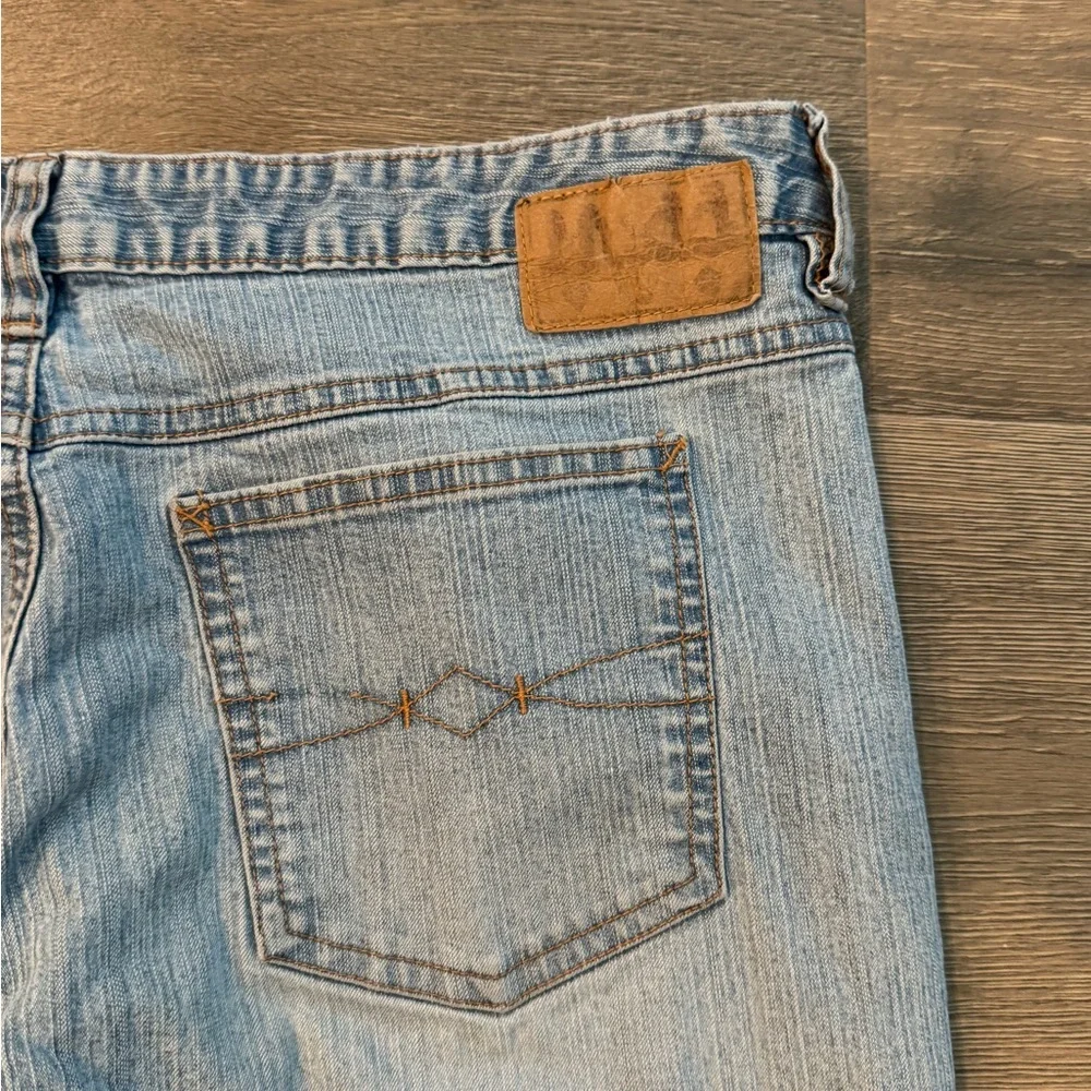 6/$25 Mudd Light Blue Flare Jeans - Picture 10 of 16